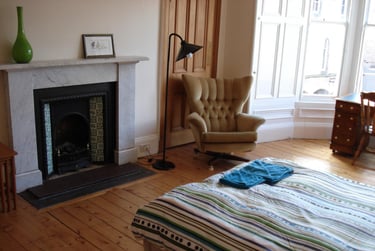 3 bed flat, Marchmont Crescent, Marchmont, Edinburgh, EH91NE - Image 3